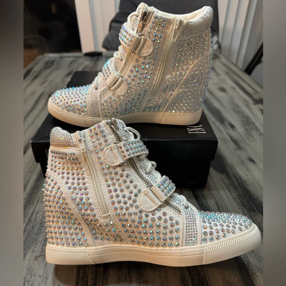INC International Concepts Women’s Debby Rhinestone Wedge Sneakers Size 10 - Picture 9 of 13